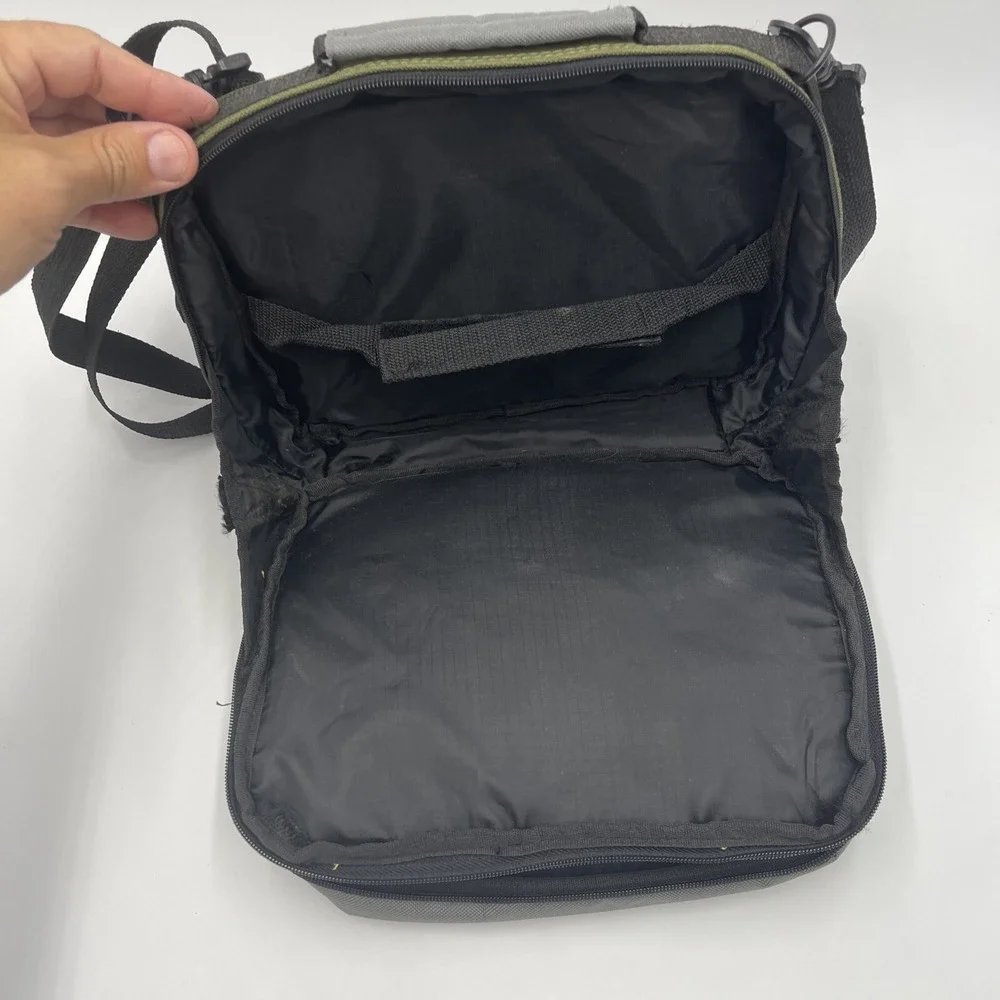 Denali‎ Green Gray Tech Bag With Strap